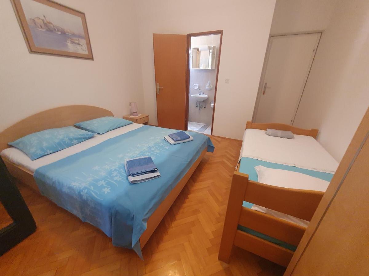 Apartments Karlo Omiš Eksteriør billede
