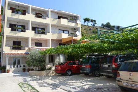 Apartments Karlo Omiš Eksteriør billede