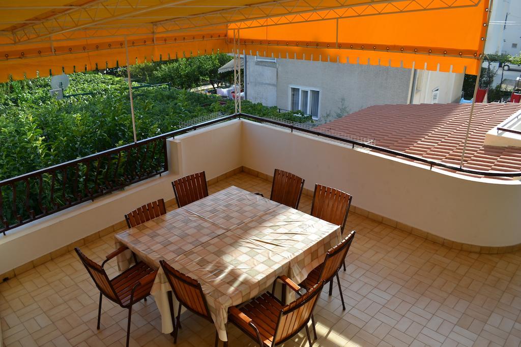 Apartments Karlo Omiš Værelse billede